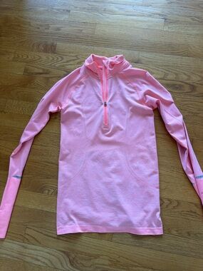 Lululemon swiftly tech half zip